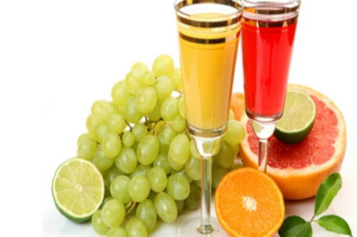 鮮果飲品加盟費(fèi)揭秘 總投資15.34萬元，門檻與機(jī)遇并存